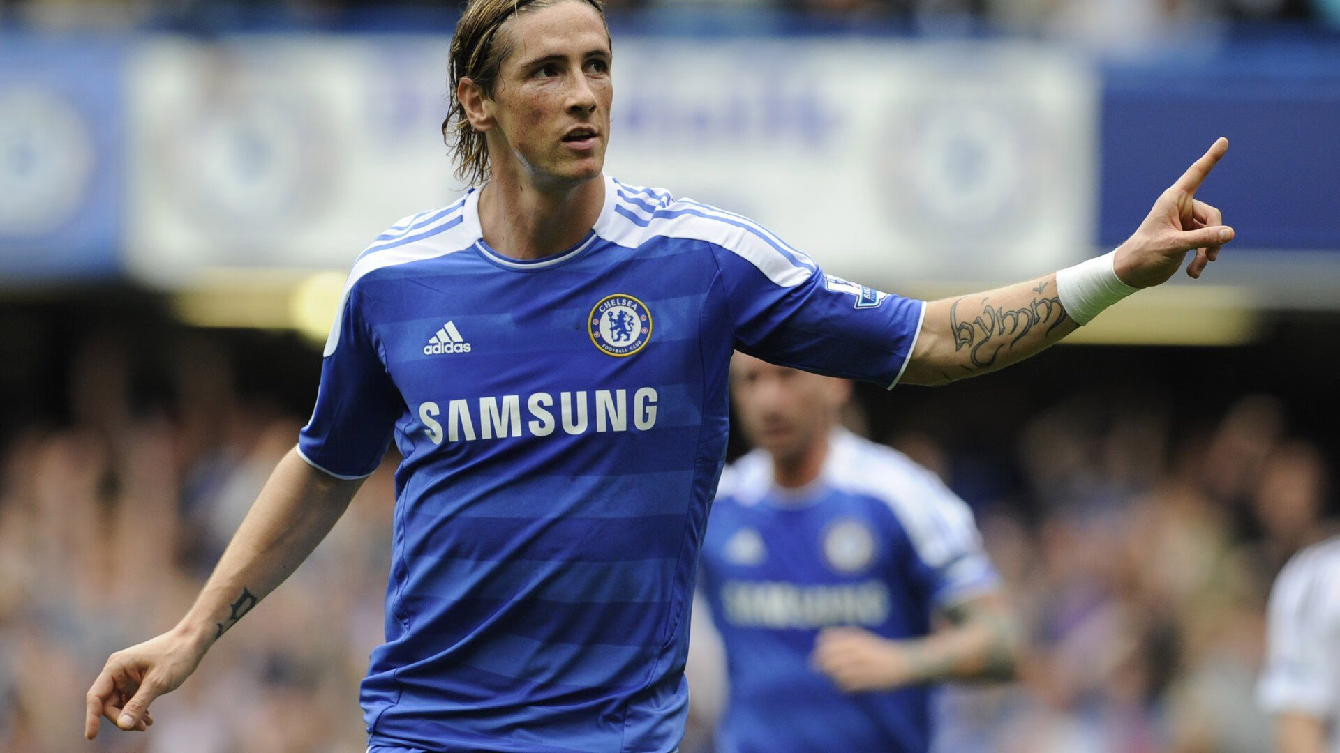 意甲焦点，比分1-0，关键进球由国脚C·罗完成，中场控球占优，抢断率75%